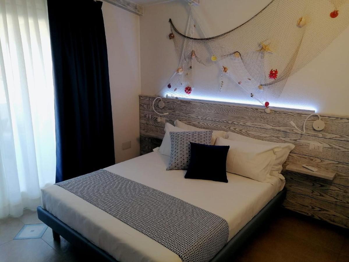 カステルサルド Gi & Ro Al Mare Bed & Breakfast エクステリア 写真