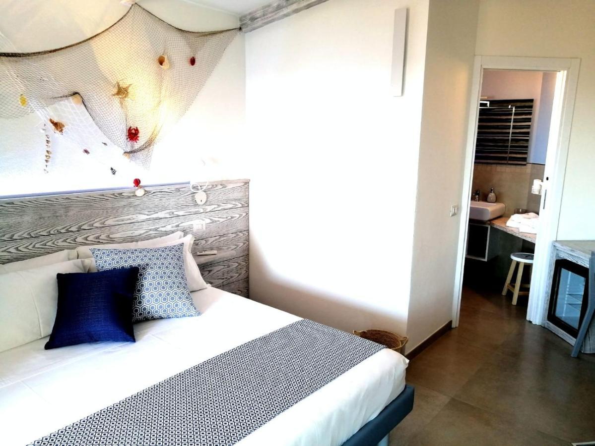 カステルサルド Gi & Ro Al Mare Bed & Breakfast エクステリア 写真