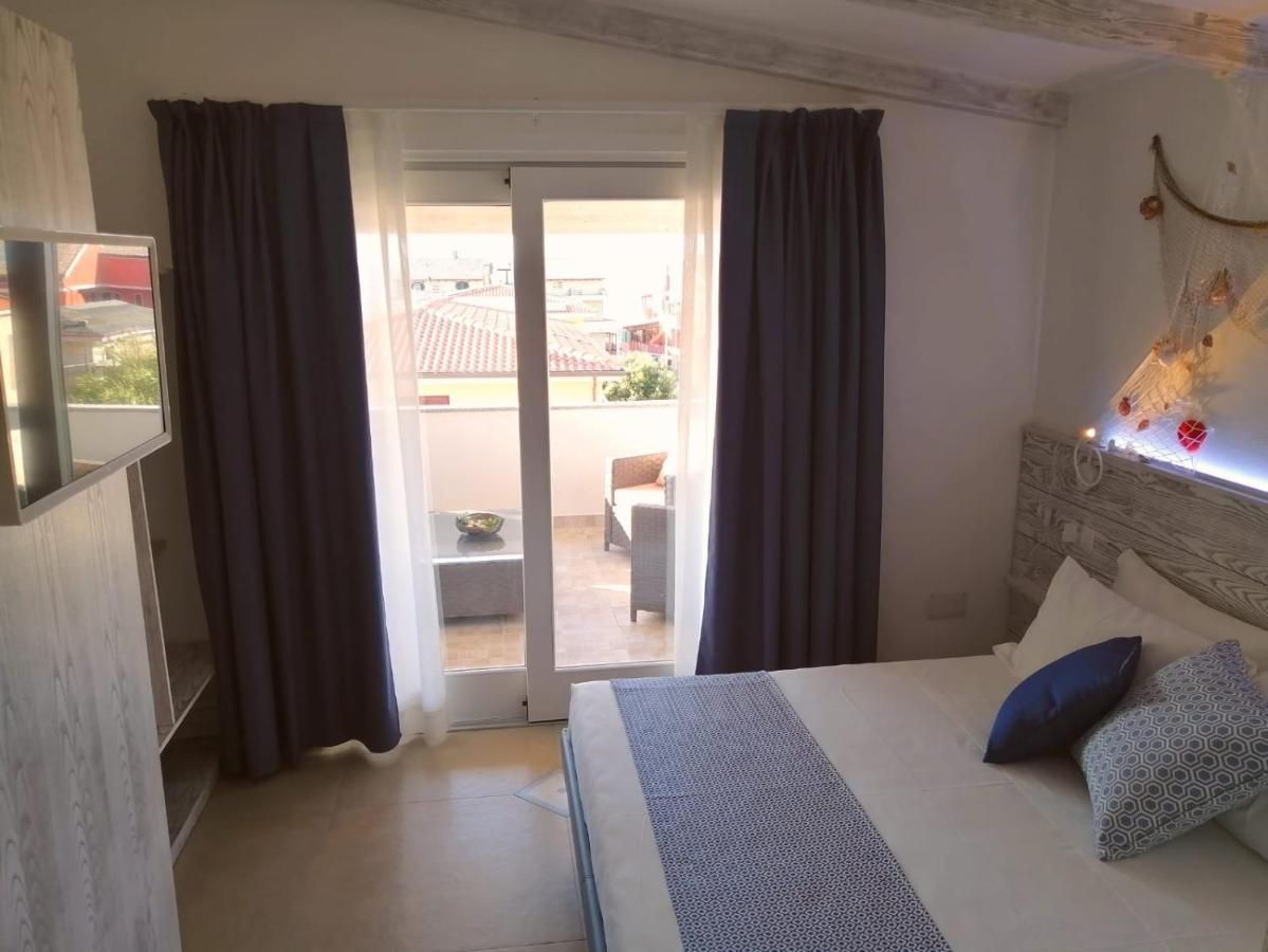 カステルサルド Gi & Ro Al Mare Bed & Breakfast エクステリア 写真